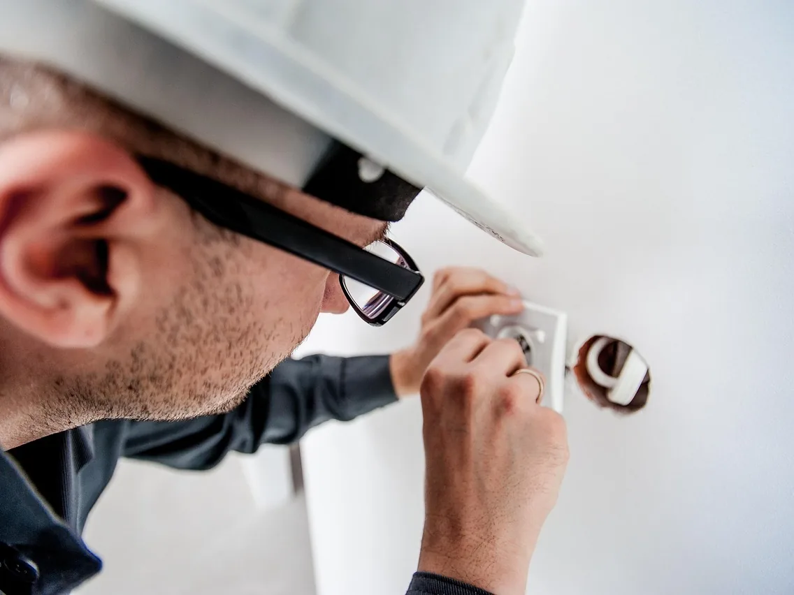 Elektriciens staan klaar voor elektriciteitswerken in heel Vlaanderen